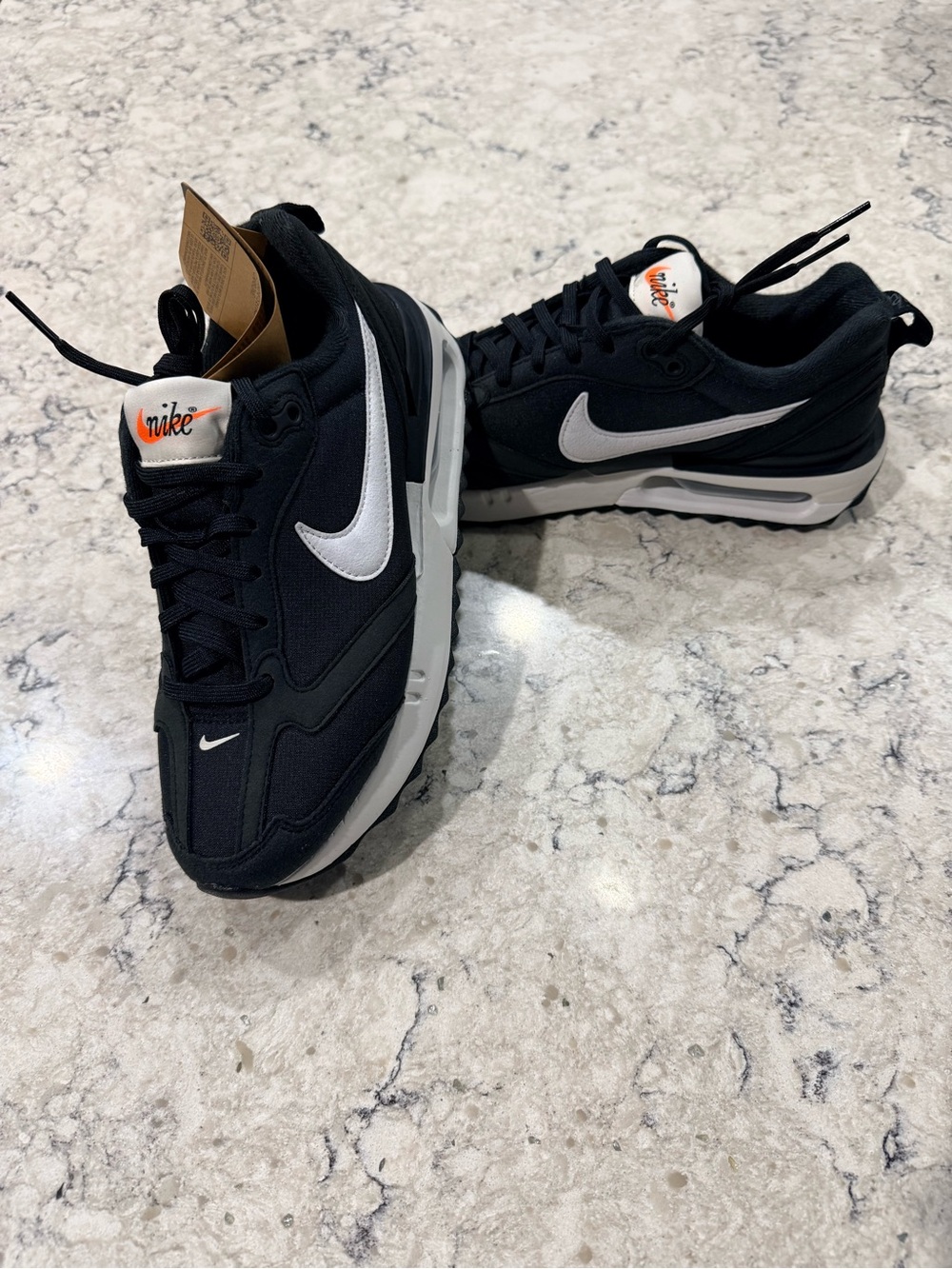 NEW - Size 6W - Nike Air Max Dawn Black And White Sneakers - DC4068-001